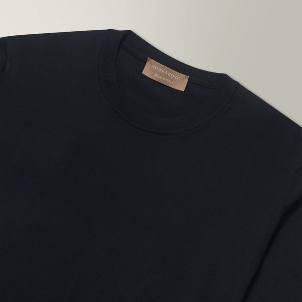 Knitted T-shirt in Cotton - Black | Andrea Kosta 