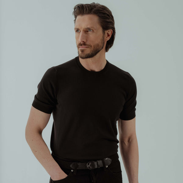Knitted T-shirt in Cotton - Black | Andrea Kosta 