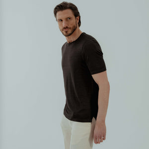 Crew Neck T-shirt in Linen - Chocolate Brown | Andrea Kosta 